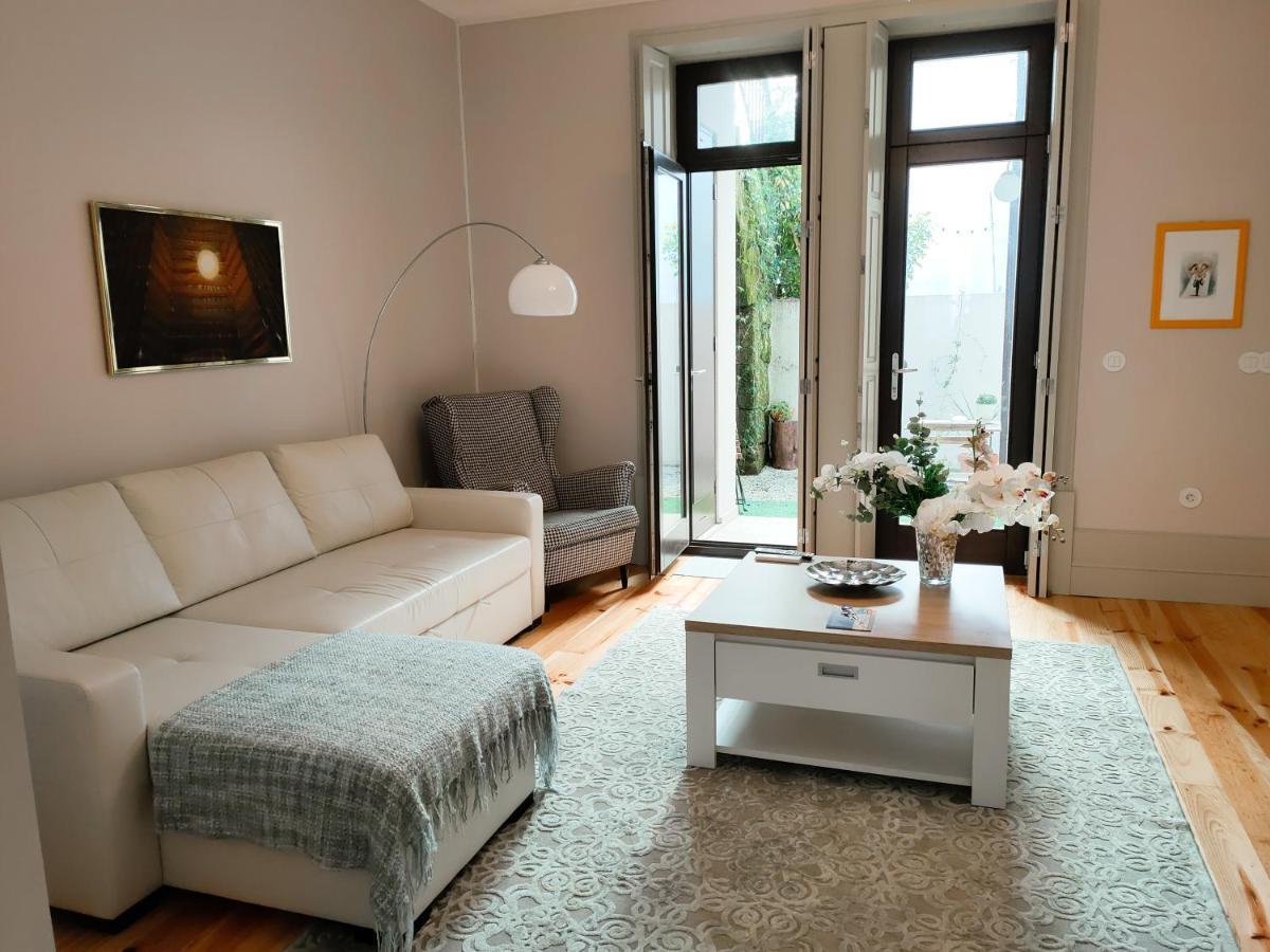 Porto Historic - Apartment With Private Patio Luaran gambar