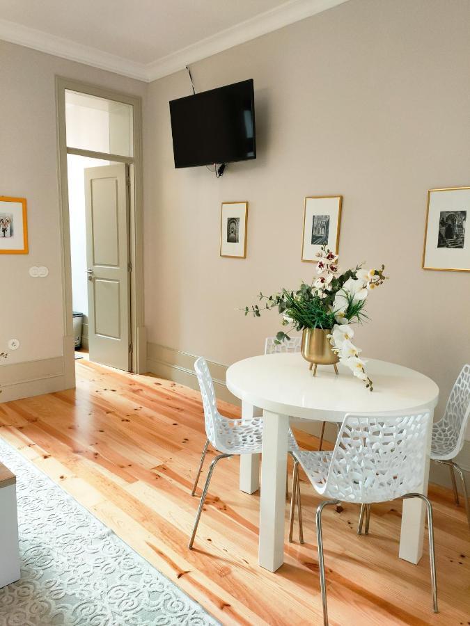 Porto Historic - Apartment With Private Patio Luaran gambar